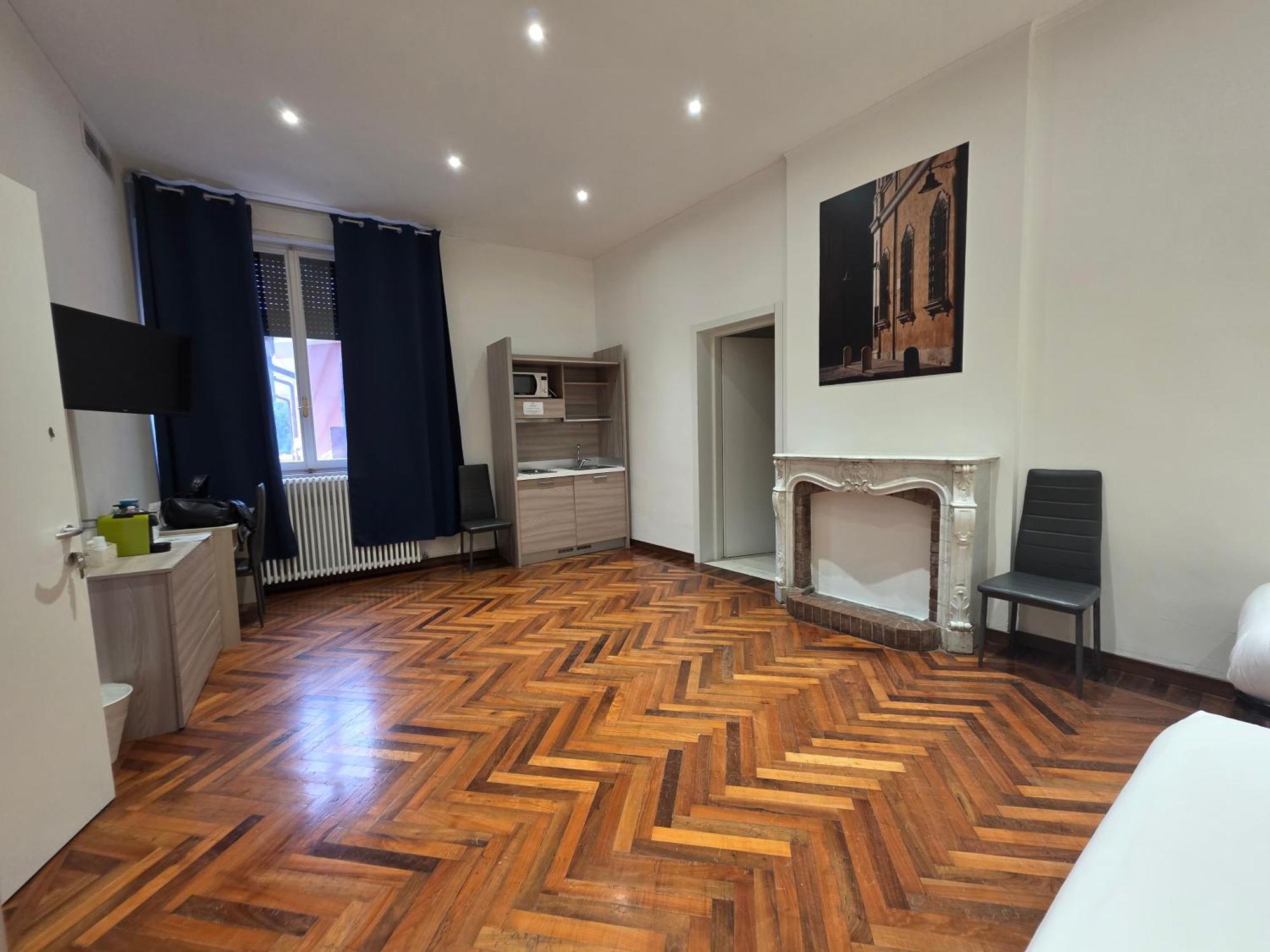 One-Bedroom Deluxe Apartment