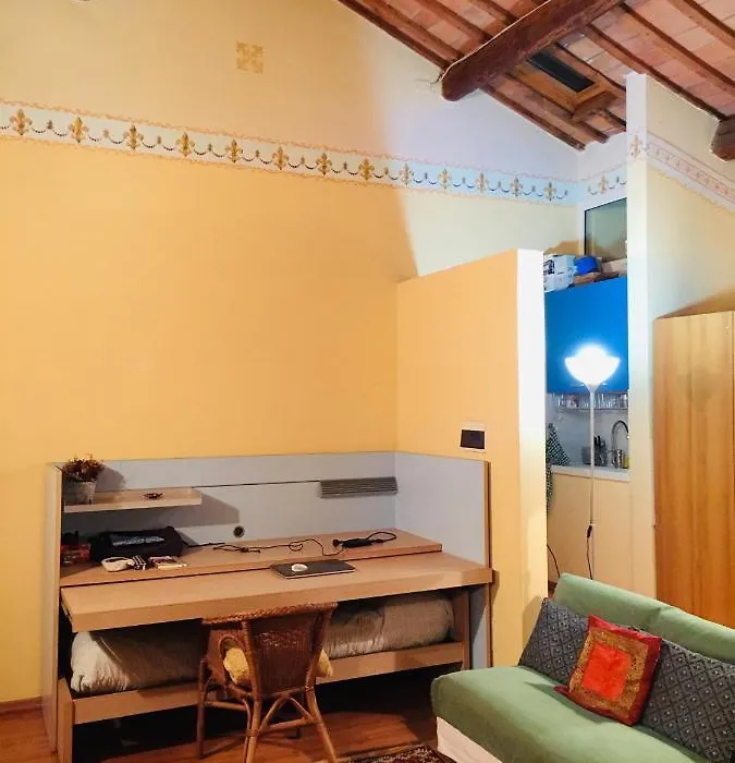 Apartments In The Center Of Ferrara Excellent For Smart Work-1