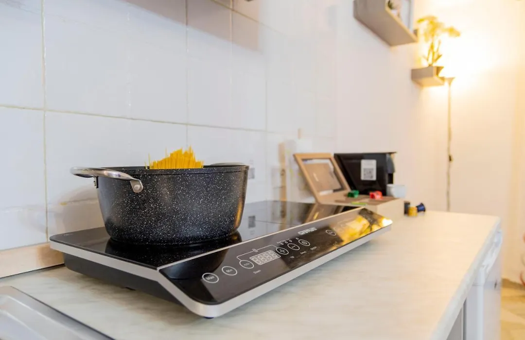 LE MURA Station Modern House - Parcheggio&Wi-Fi Gratis-1