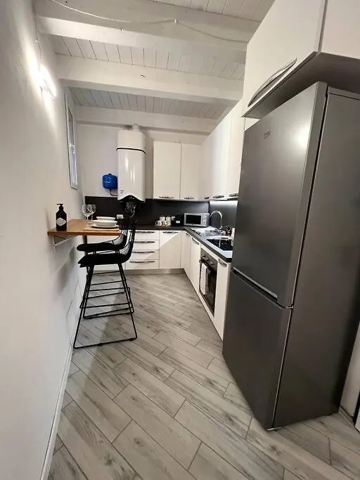 Ferrara Centro - HOSOMI APT-1