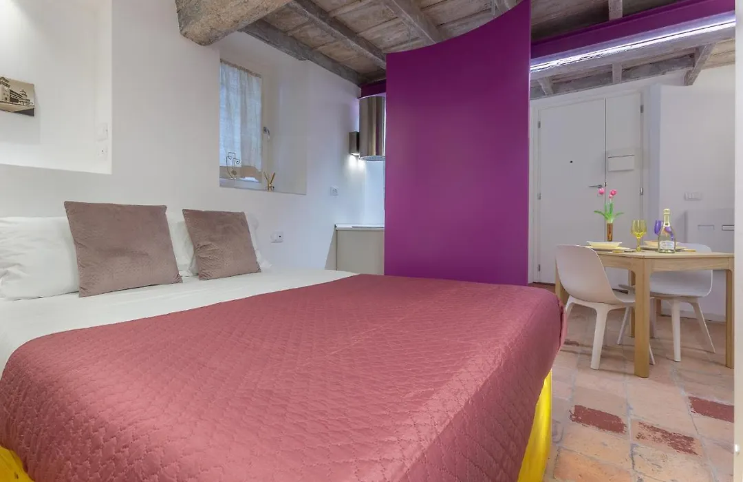 Ferrara Mignon Lilac House-1