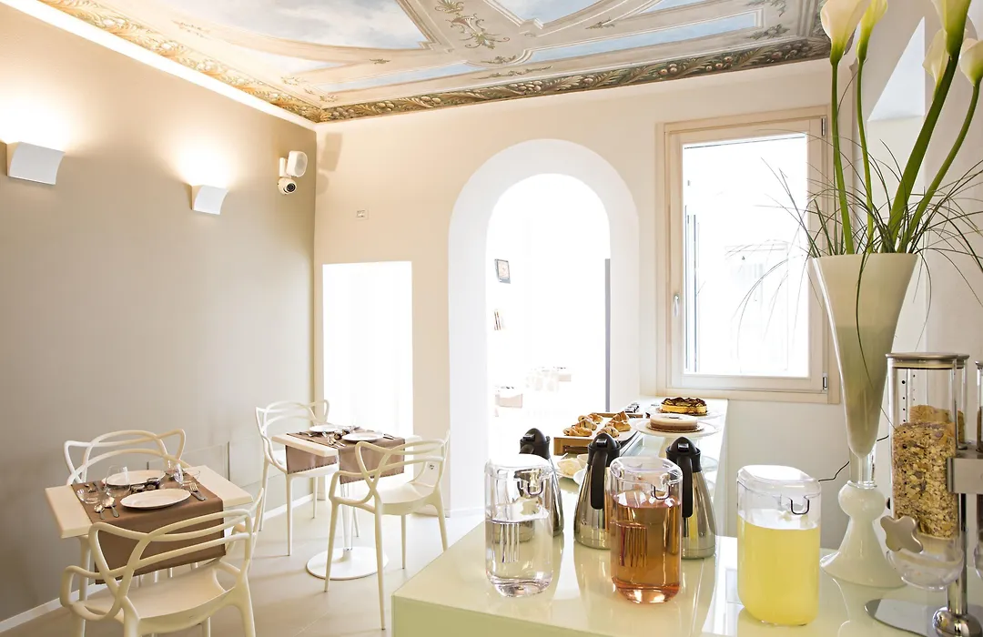 Borgoleoni 18 - Room&Breakfast-1