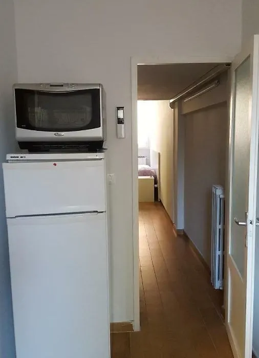 Carlo Mayr Apartment-1