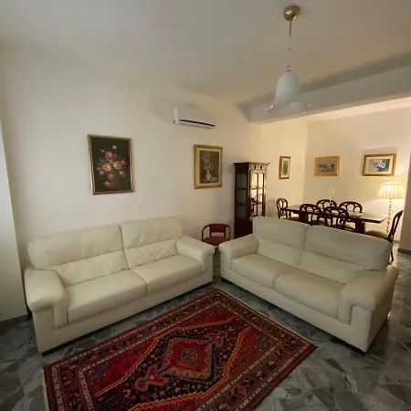 Rene House-3