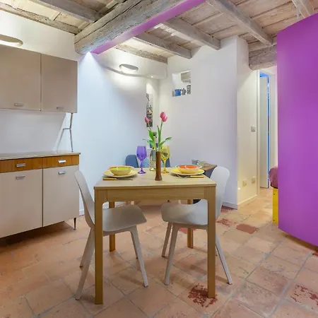 Ferrara Mignon Lilac House-3