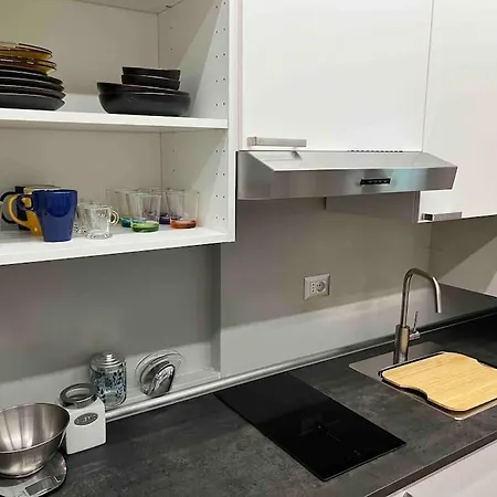 Interno Uno-2