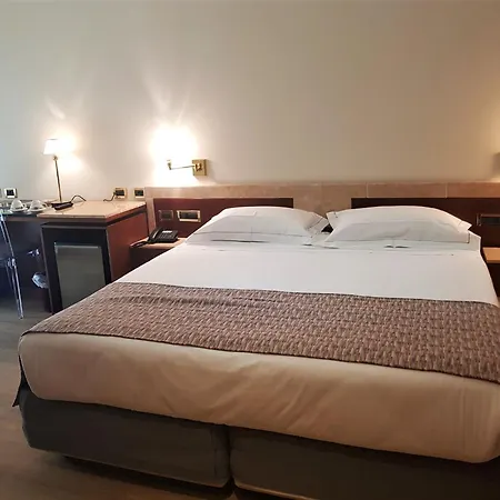 Astra Hotel-2