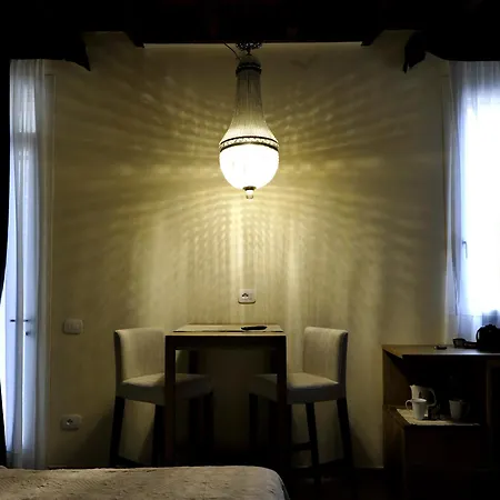 Studio 27-3