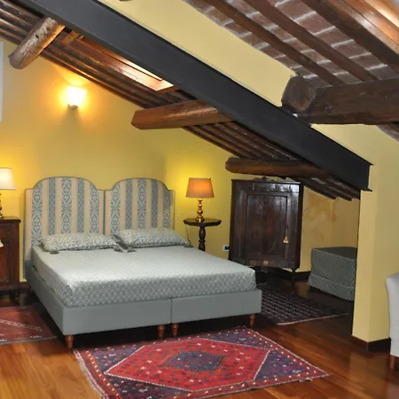Piazza Nova Guest House-2